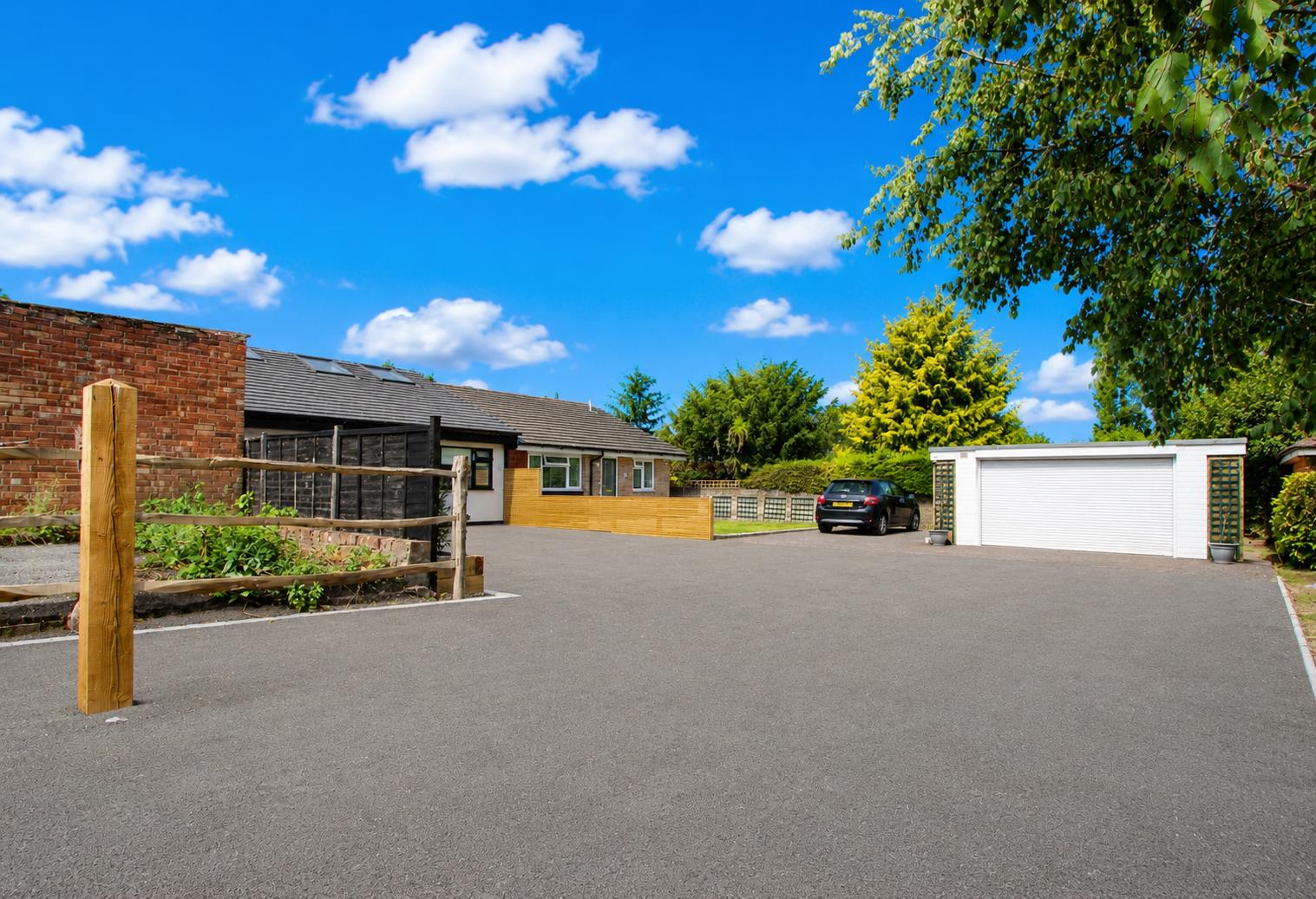 Vernon Close, Epsom